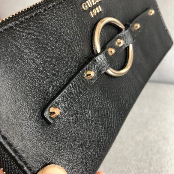 VINTAGE GUESS 1981 Black Leather Wallet Clutch Strap Studded Silver Hardware - Picture 2 of 14